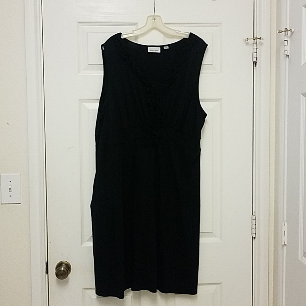 AVENUE black dress 22/24 #0032